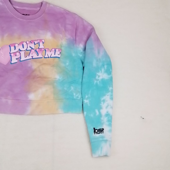 Revolve Samii Ryan Sweatshirt Sz M Cropped Pink Blue Tie Dye Don't Play‎ Me - Picture 13 of 13